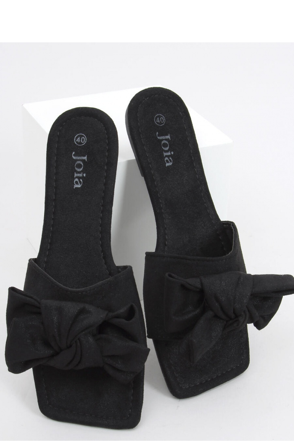 Dámské pantofle model 18409077 - Inello Velikost: 37, Barvy: černá