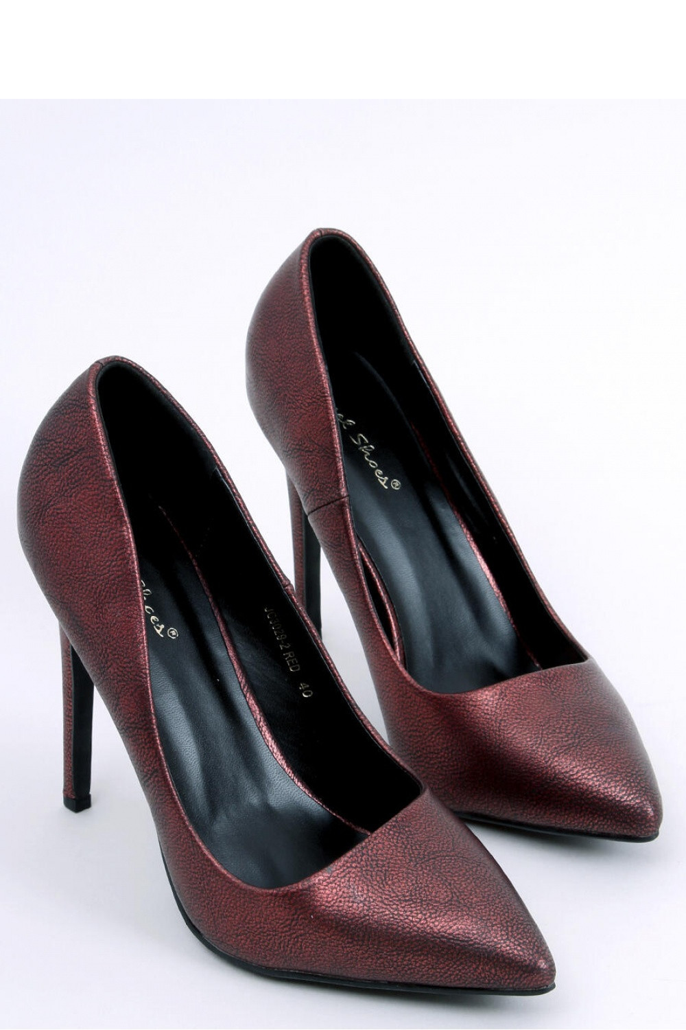 Dámské lodičky na jehlovém podpatku Sweet Shoes model 18619358 - Inello Velikost: 39, Barvy: metalická