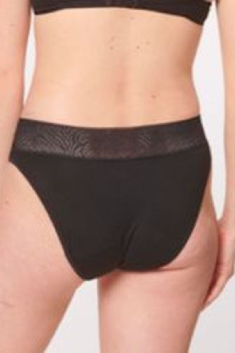Dámské menstruační kalhotky model 17785966 MEDIUM - Sloggi Barva: černá, Velikost: S