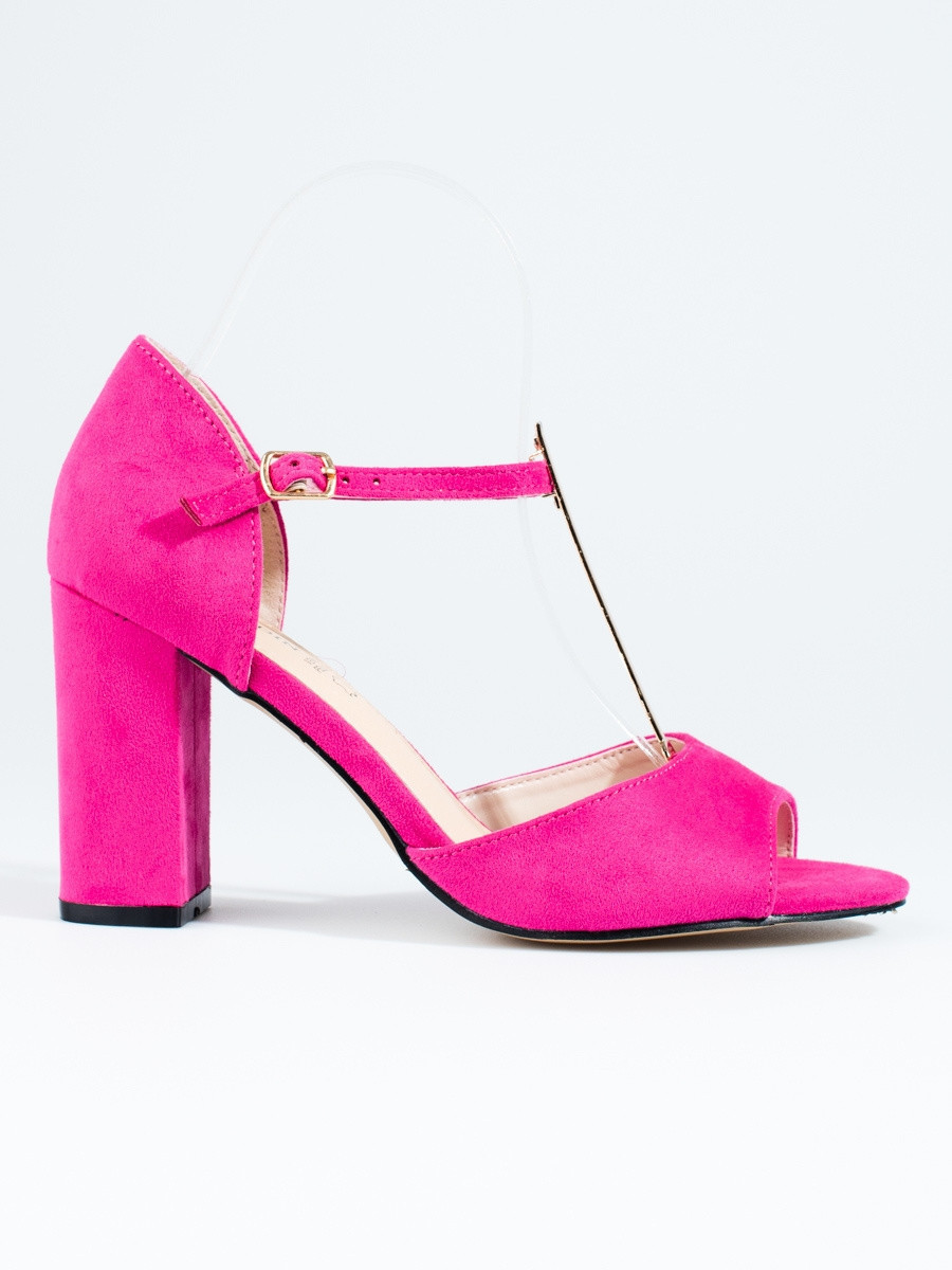 Krásné růžové sandály dámské na širokém podpatku 36