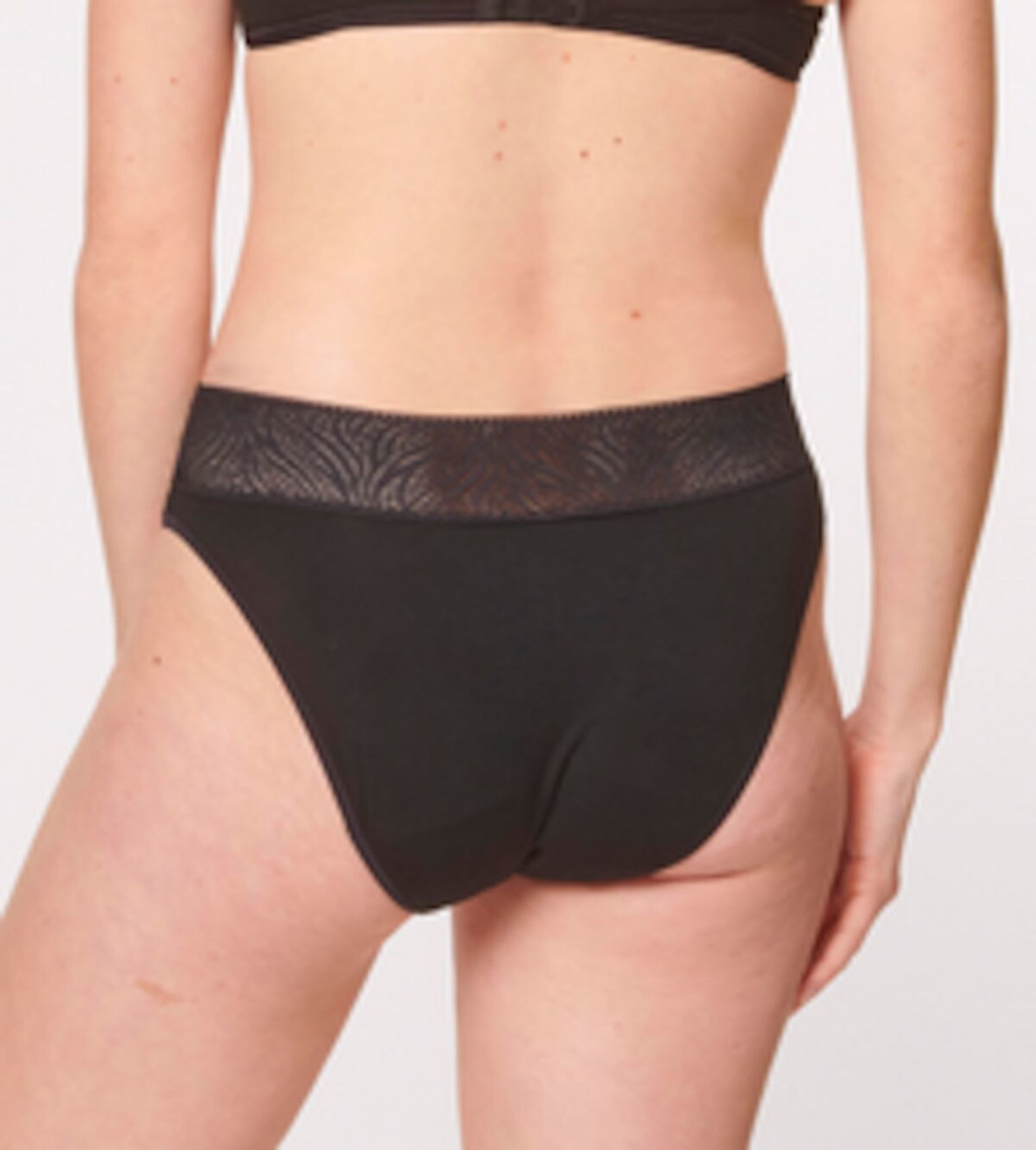 Dámské menstruační kalhotky model 17842839 Pants Tai Medium černé BLACK XL - Sloggi