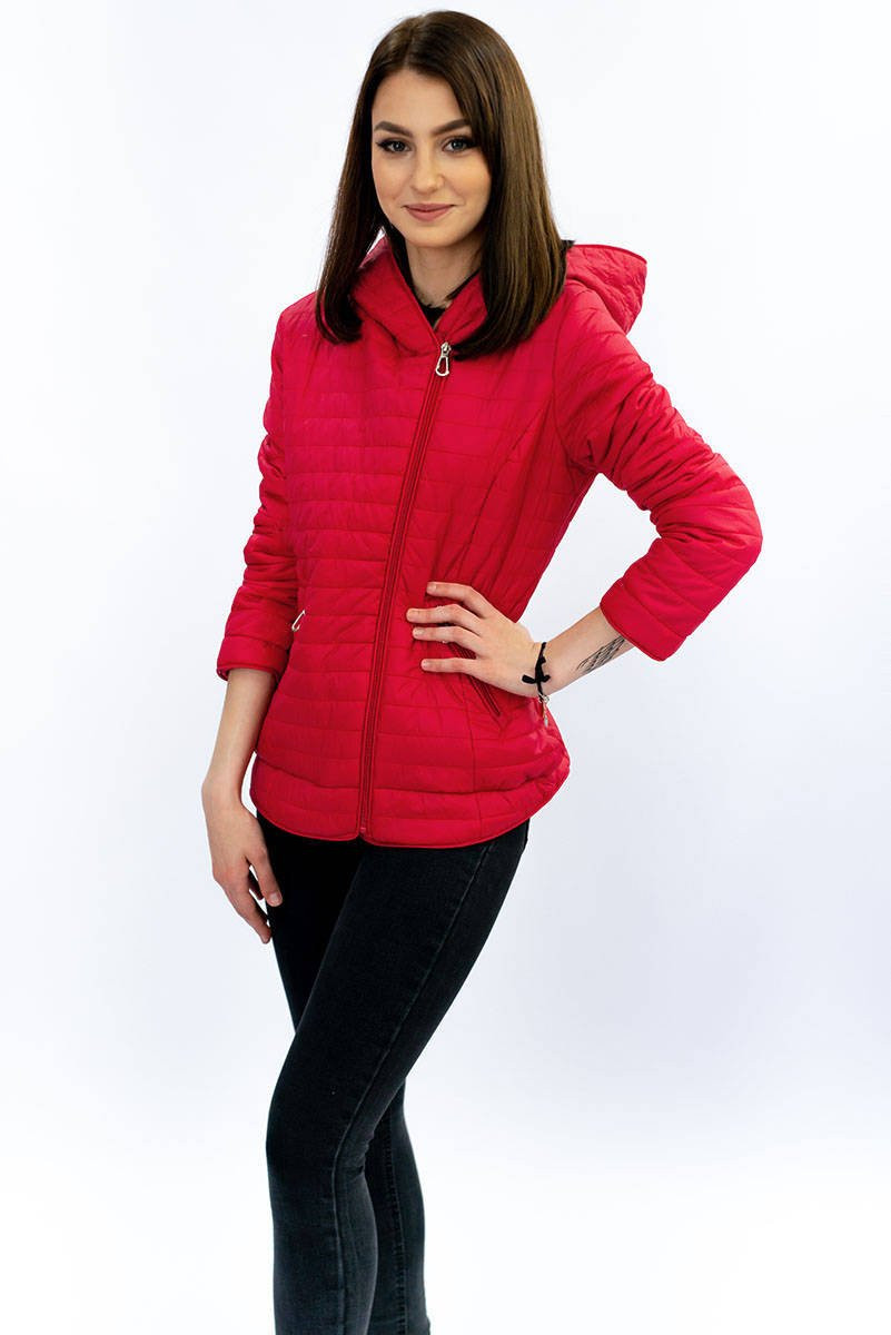 Červená bunda s asymetrickým zipem (DL015) Barva: odcienie czerwieni, Velikost: S (36)