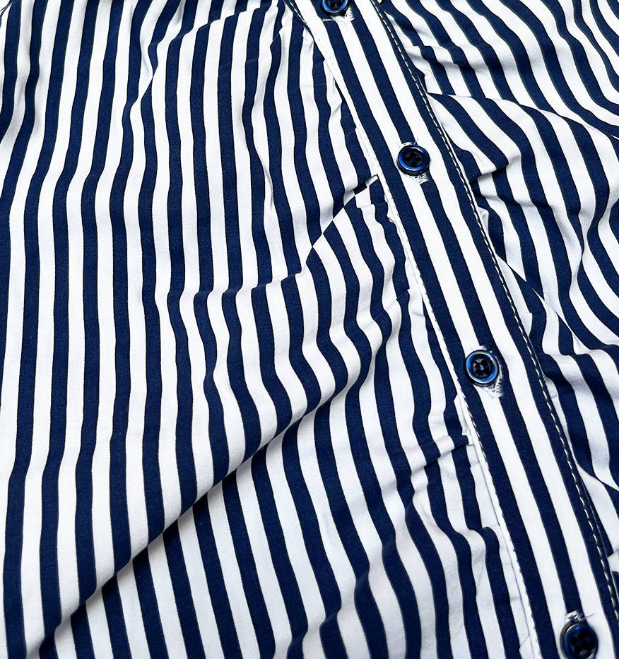 Tmavě modro - bílá pruhovaná košilová halenka (AWY2013) Barva: odcienie bieli, Velikost: XL (42)