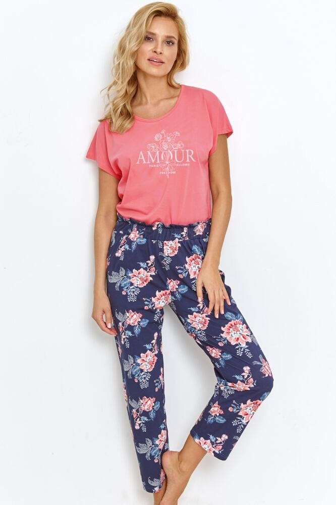 Dámské pyžamo model 18242838 růžové s nápisem - Taro Barva: růžová, Velikost: M