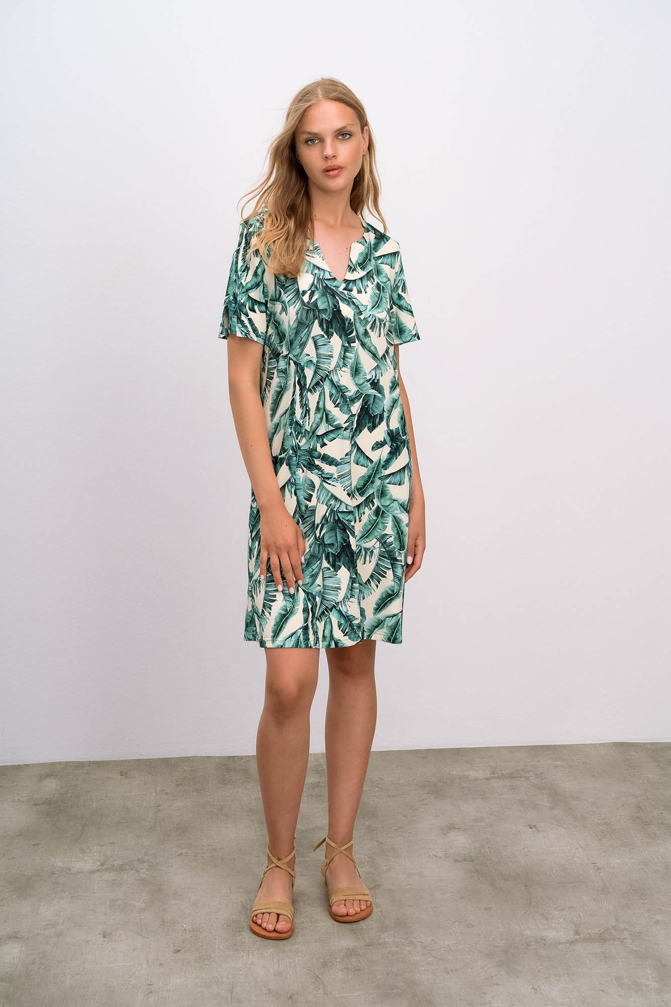 Elegantní dámské šaty model 17161024 - Vamp Barva: green lagoon, Velikost: M