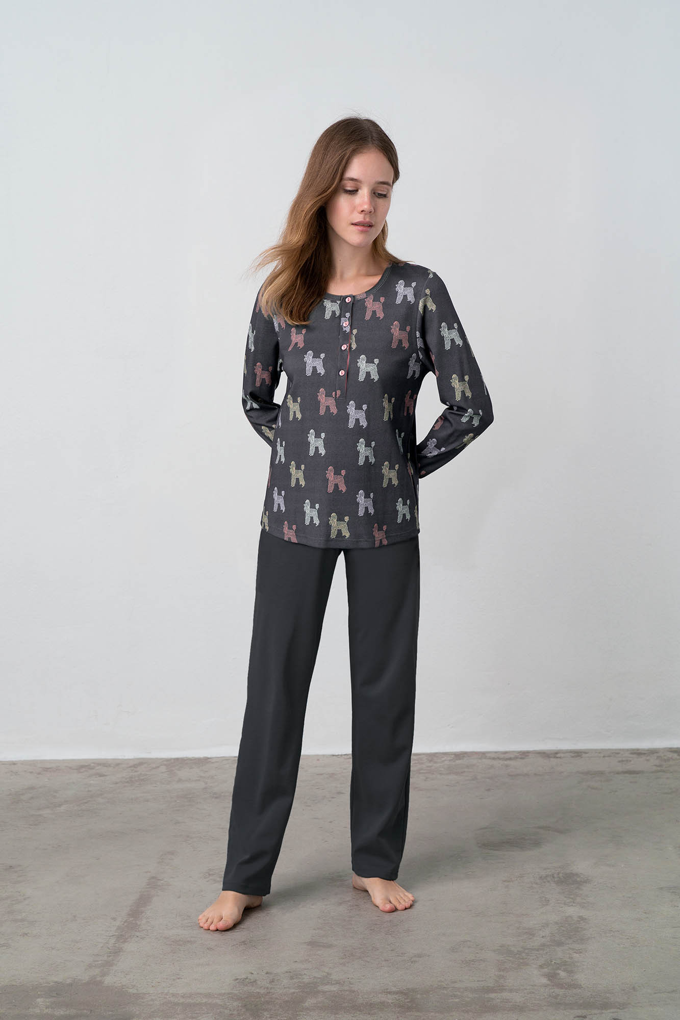 Dvoudílné dámské pyžamo model 18122531 - Vamp Barva: dark gray, Velikost: XXL