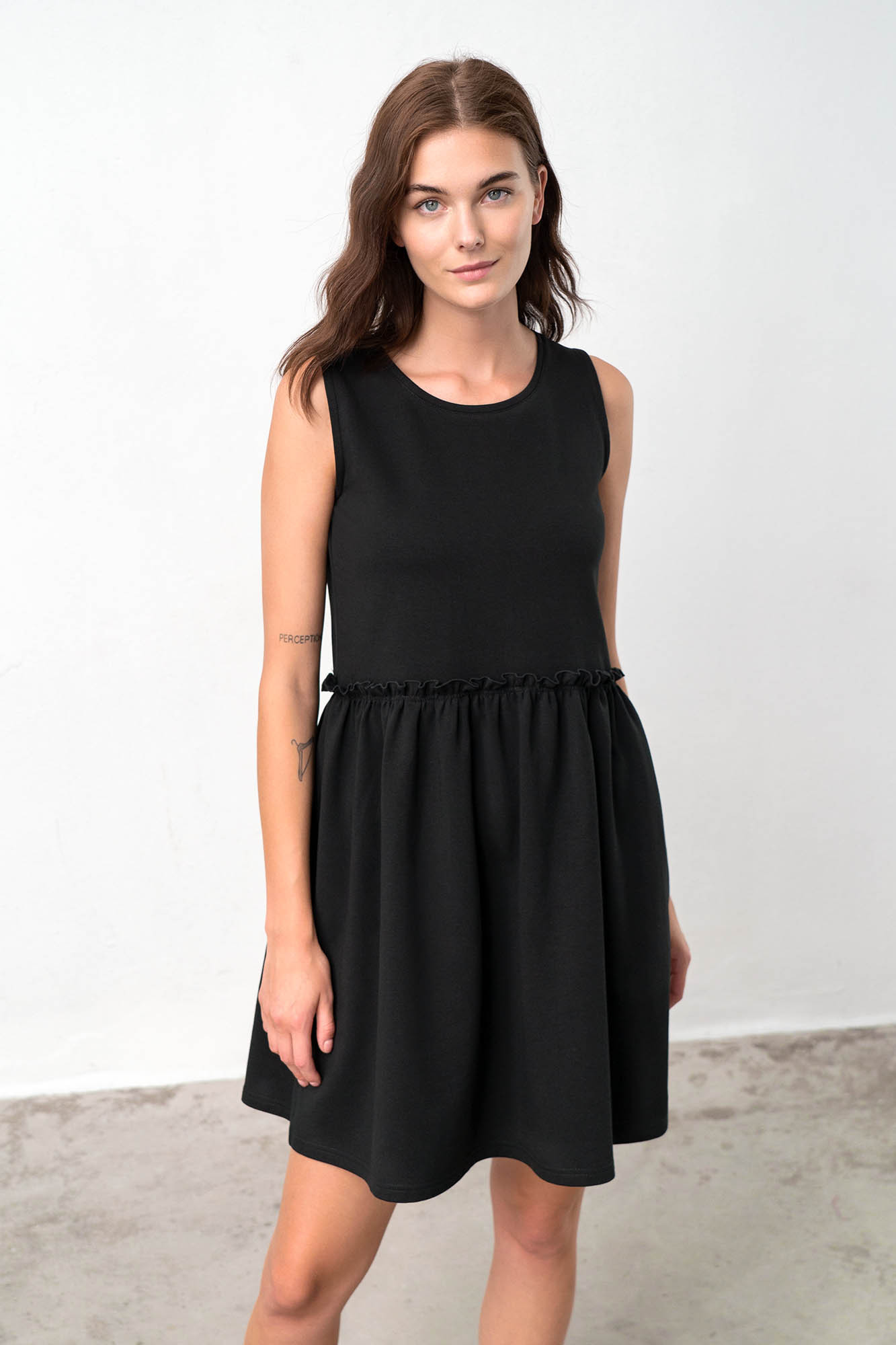 Pohodlné dámské šaty – Melanie model 18362571 - Vamp Barva: black, Velikost: XXL