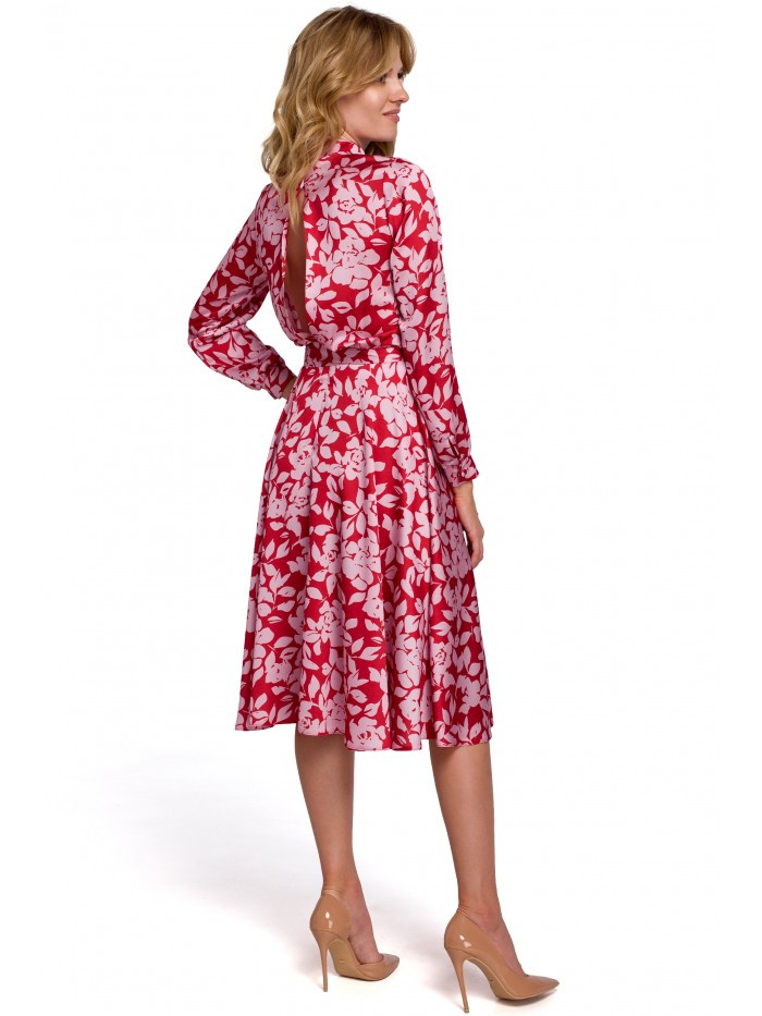 Obrázok K084 Floral print flared dress with split back - model EÚ M model1