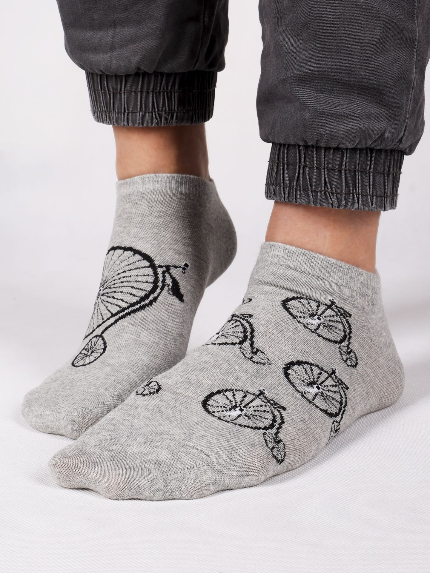 Yoclub Man's Ankle Funny Cotton Socks Pattern 1 Colours