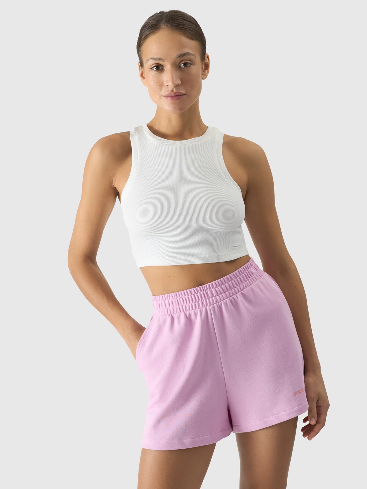 Dámský crop top slim 4F - krémový Velikost: L