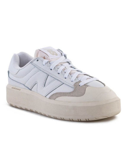 Boty W model 18826103 - New Balance