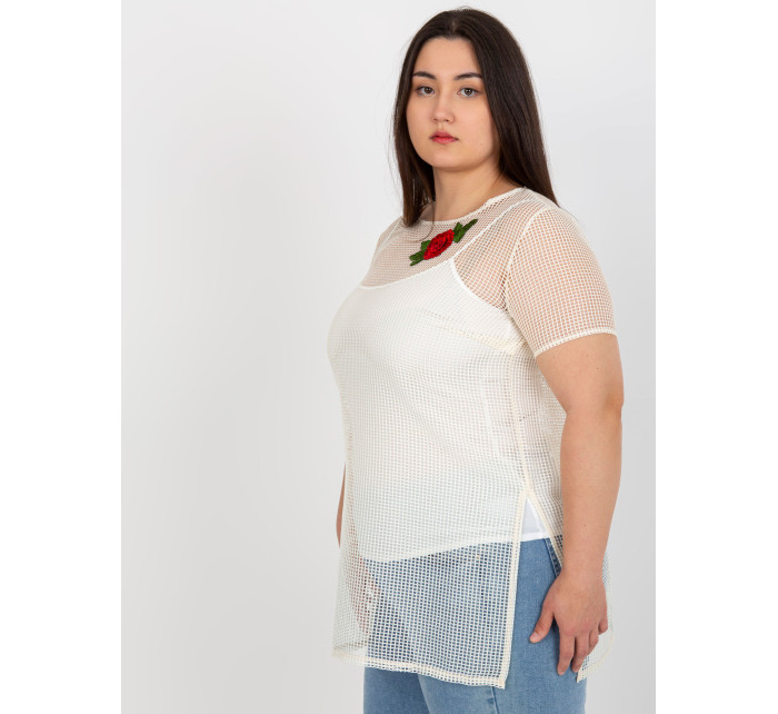 Světle béžová plus size dvoudílná halenka s nášivkou