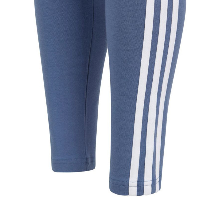 Bavlněné punčochové kalhoty adidas Essentials se třemi pruhy Jr IS2633