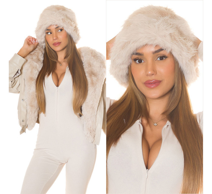 Trendy Musthave faux fur hat in Blogger Style