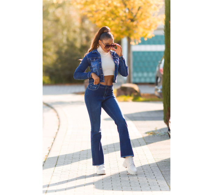 Sexy tmavý denim použitý vzhled flarred Jeans