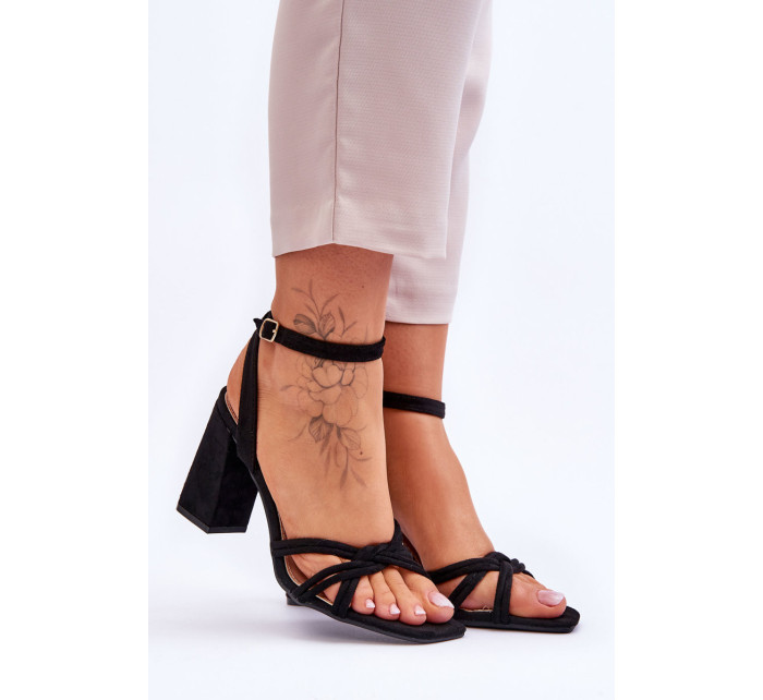Klasické semišové sandály na podpatku černé Bernett