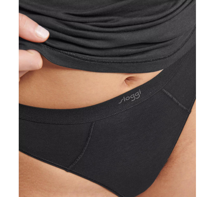 Dámská tanga EVER Ease String - BLACK - černá 0004 - SLOGGI