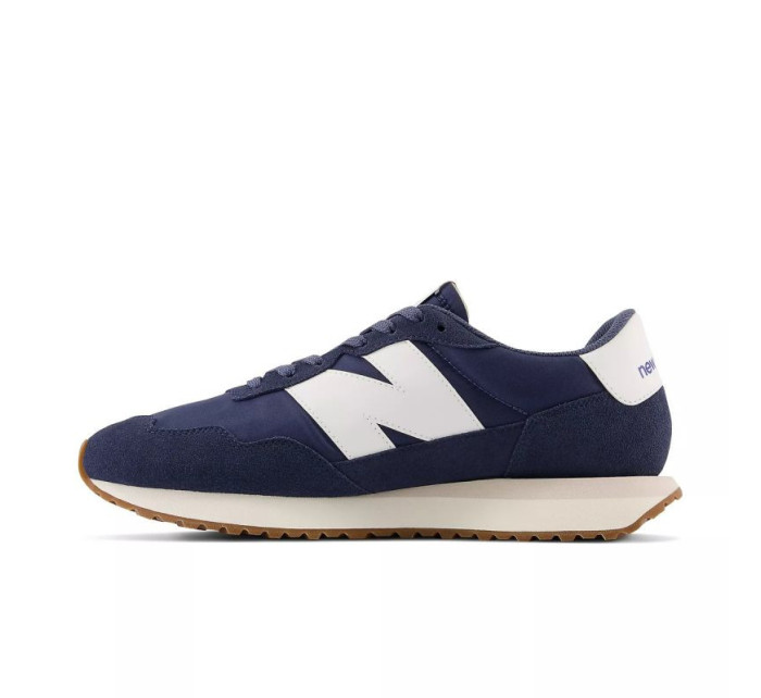 Boty M model 19737566 - New Balance