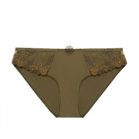 BRIEF   model 18428461 - Simone Perele