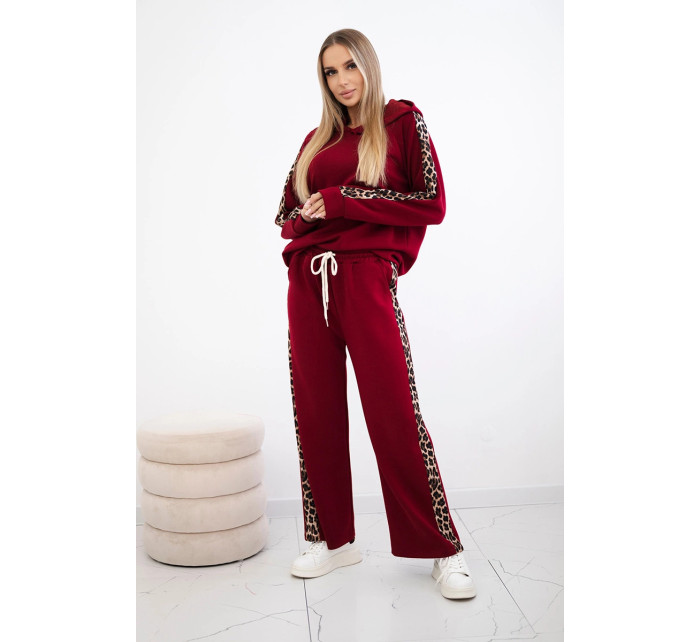 Viskózová souprava s model 20539590 pruhy Burgundsko - K-Fashion