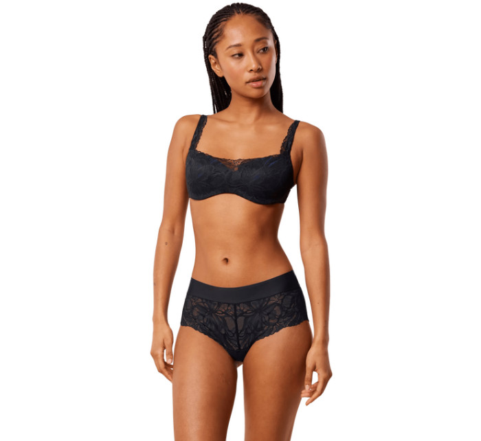 Dámské kalhotky Body Make-Up Illusion Lace Shorty - Triumph