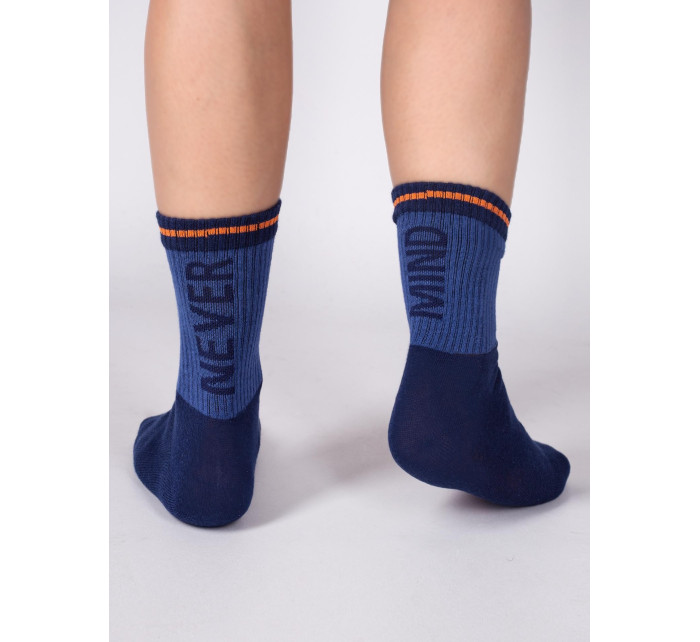 Yoclub Pánské sportovní ponožky SKA-0099F-A400 Navy Blue