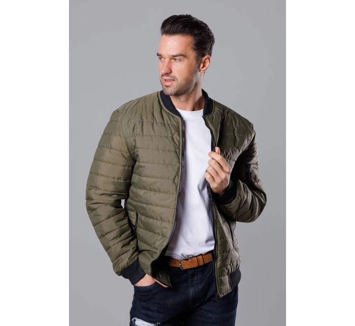 Prošívaná pánská bunda typu "bomber" v khaki barvě model 18344859 - J.STYLE