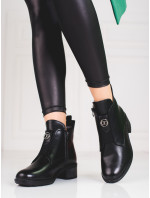 Stylové černé dámské  kotníčkové boty na plochém podpatku