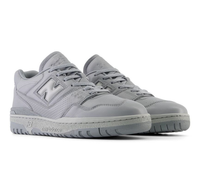 Boty U model 20621752 - New Balance