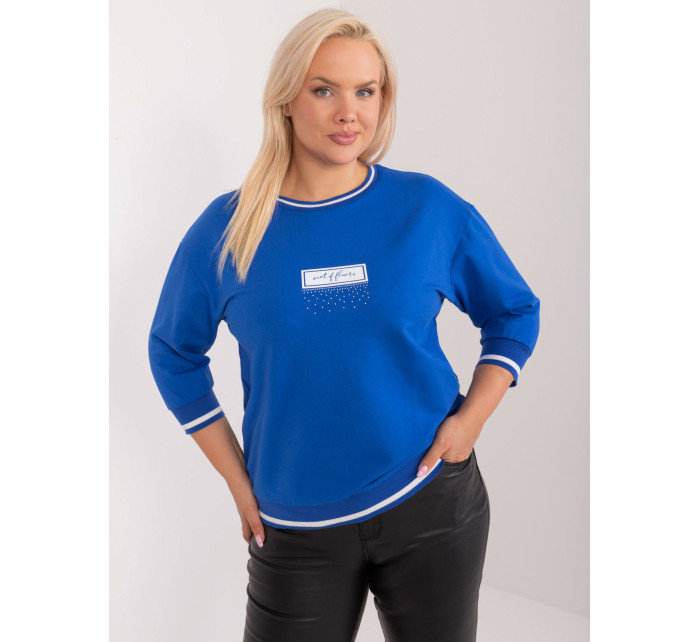 Kobaltově modrá halenka plus size s aplikací