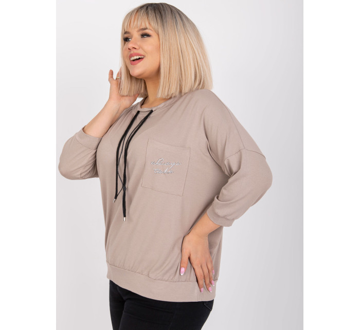 Tmavě béžová halenka plus size s aplikací Robert