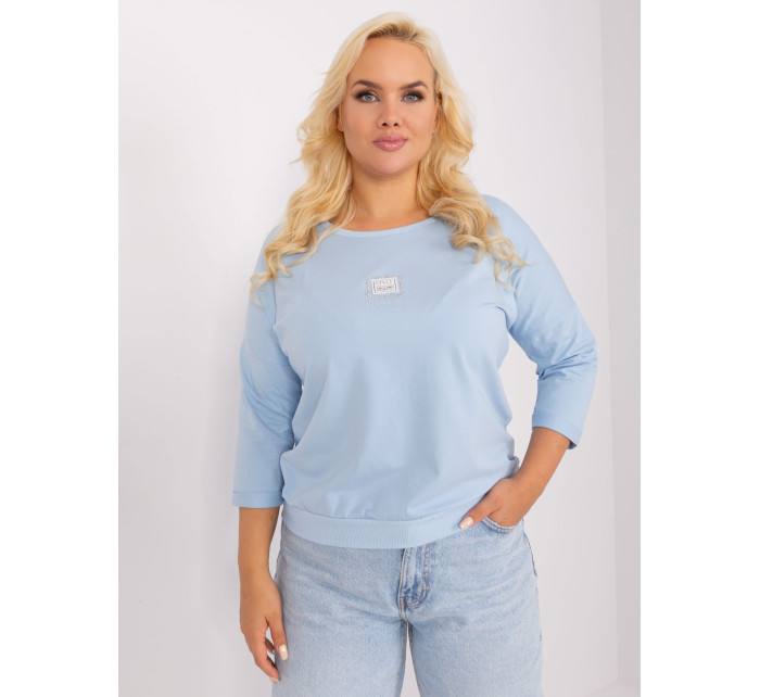 Světle modrá halenka plus size s kulatým výstřihem