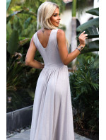 Béžové dlouhé dámské šaty s výstřihem a s rozparkem na model 20119780 - numoco