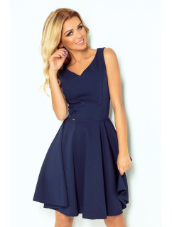 Tmavě modré šaty s výstřihem ve tvaru srdce model 4976613