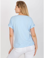 Světle modré tričko větší velikosti s kulatým výstřihem