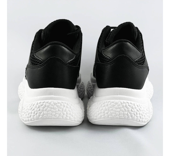 Černé dámské sportovní boty (170)
