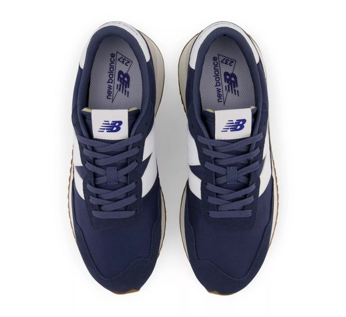 Boty M model 19737566 - New Balance