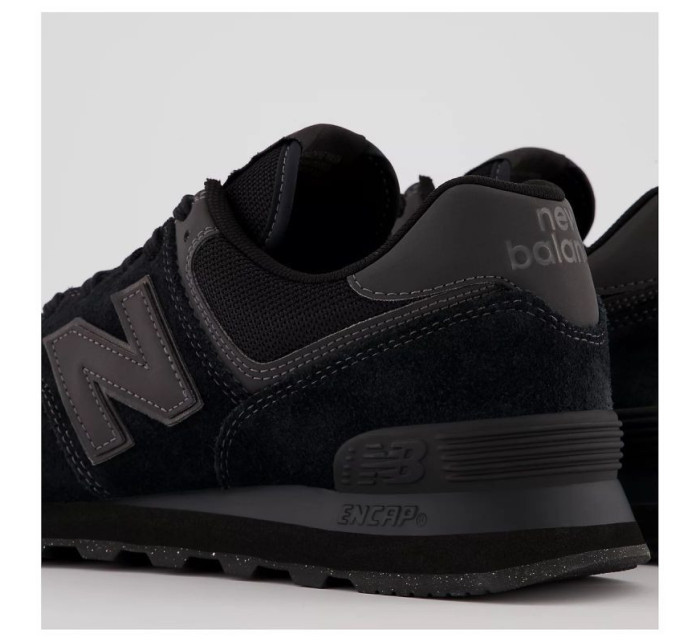 Boty M model 18940579 - New Balance