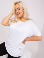 Bílá dámská halenka plus size volného střihu