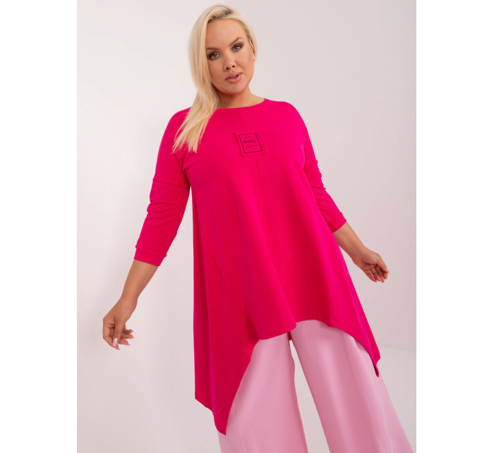 Fuchsiová volná halenka plus size s nášivkou