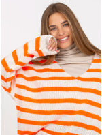 Bílooranžový oversize svetr s výstřihem V-OCH BELLA