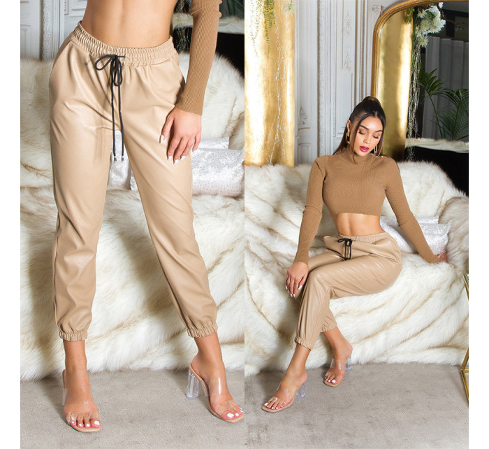 Trendy Highwaist leatherlook pants "Joggerstyle"