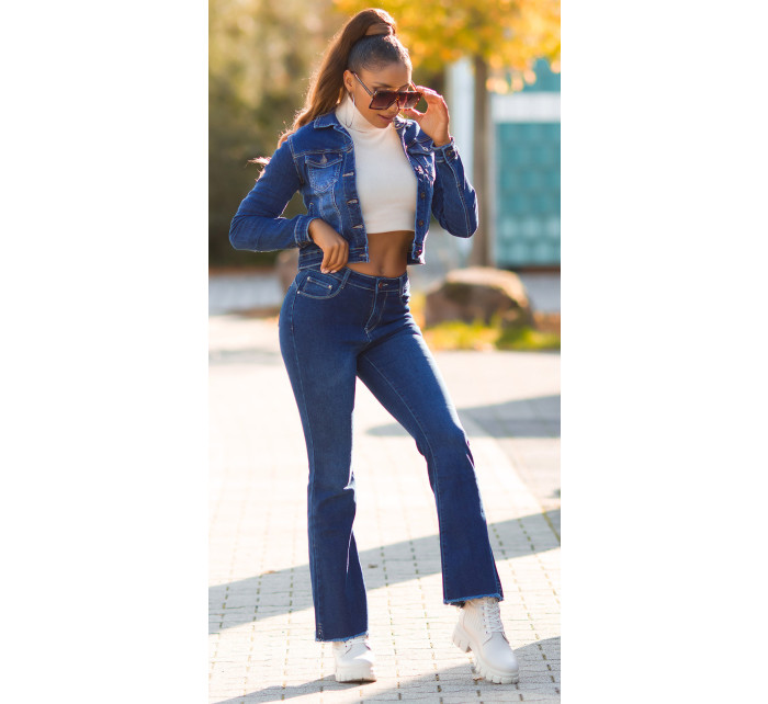 Sexy tmavý denim použitý vzhled flarred Jeans